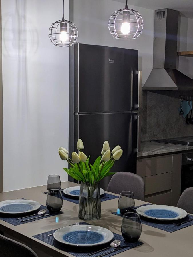 Sky Side Luxury Condo Skopje Extérieur photo