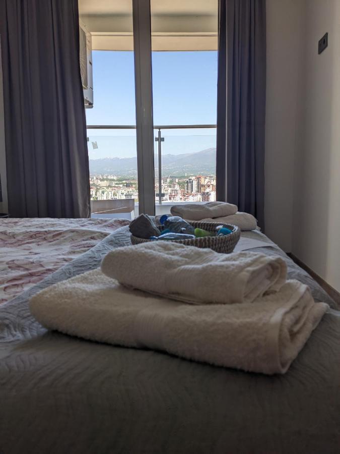 Sky Side Luxury Condo Skopje Extérieur photo